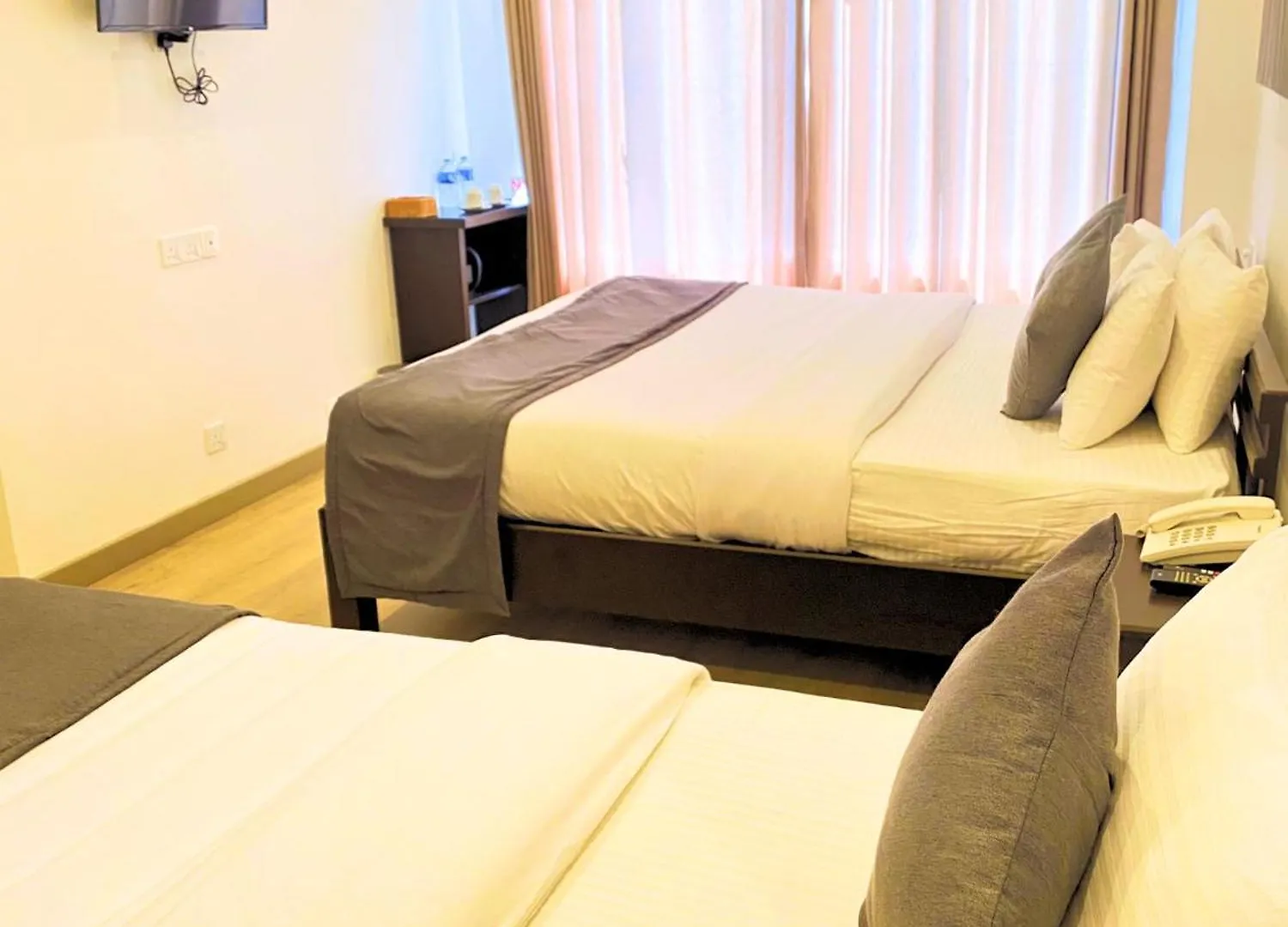 Queens Mount Glen Heights Nuwara Eliya Hotel