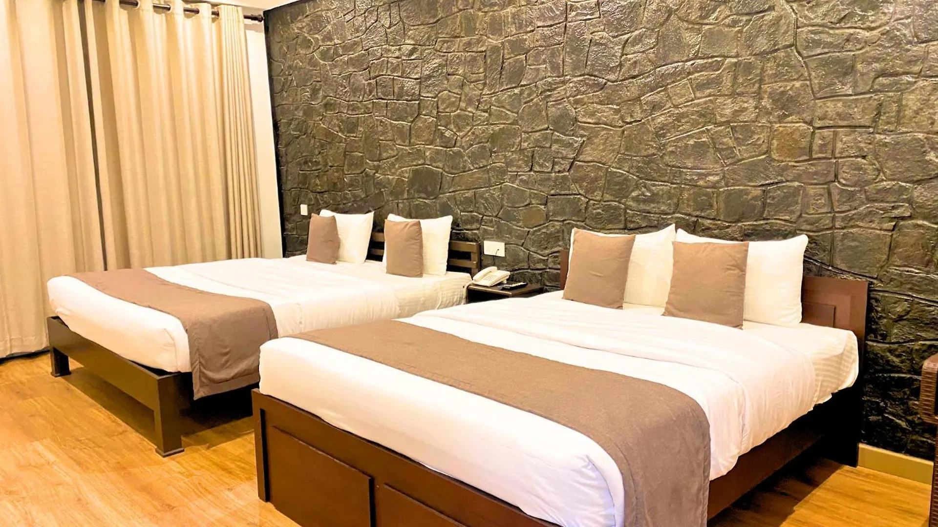 ** Hotel Queens Mount Glen Heights Nuwara Eliya Sri Lanka