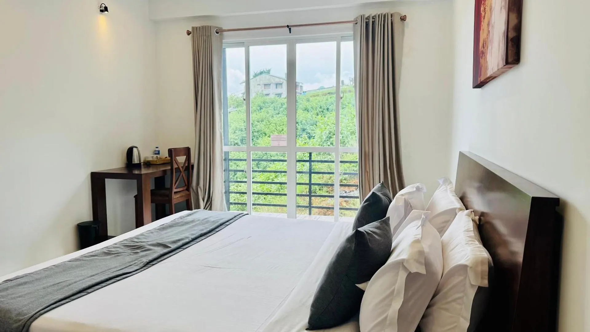 Hotel Queens Mount Glen Heights Nuwara Eliya